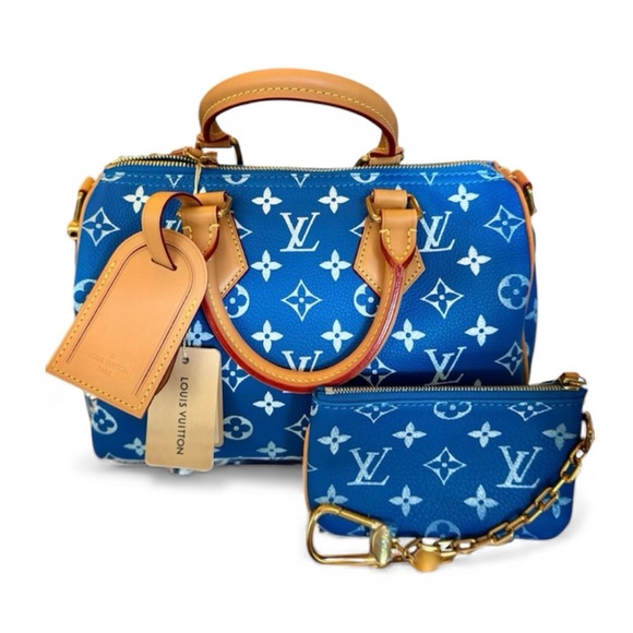 đLOUIS VUITTON RUNWAY Calfskin Monogram Speedy P9 Bandouliere 25 BLUE-GIFTABLE - Picture 3 of 15